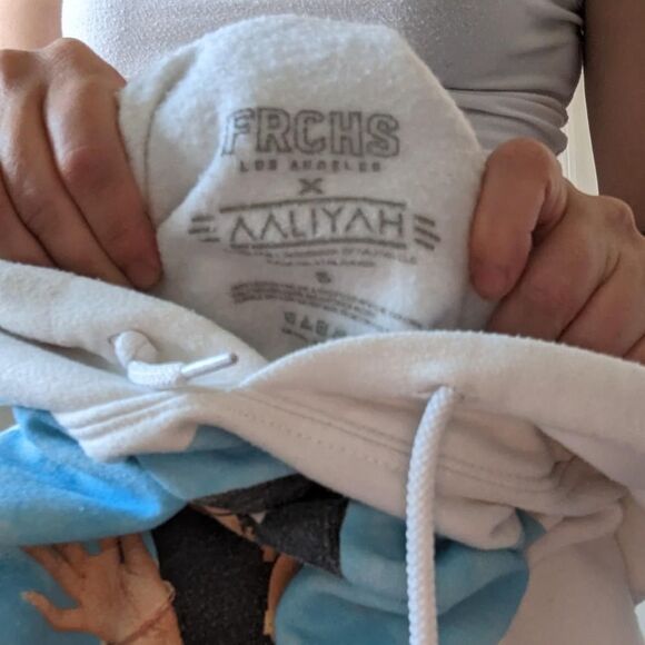 Aaliyah crop hoodie‎ - Picture 6 of 6